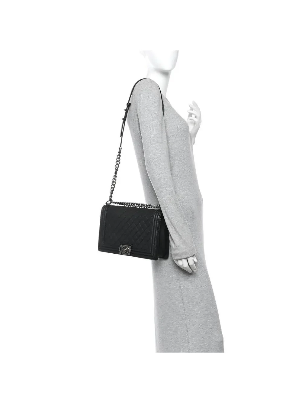 Chanel Caviar Quilted New Medium Boy #321992C31B